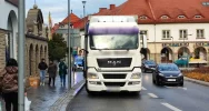 Rozładunek blokował ruch bez wiedzy GDDKiA - zdjęcie 3