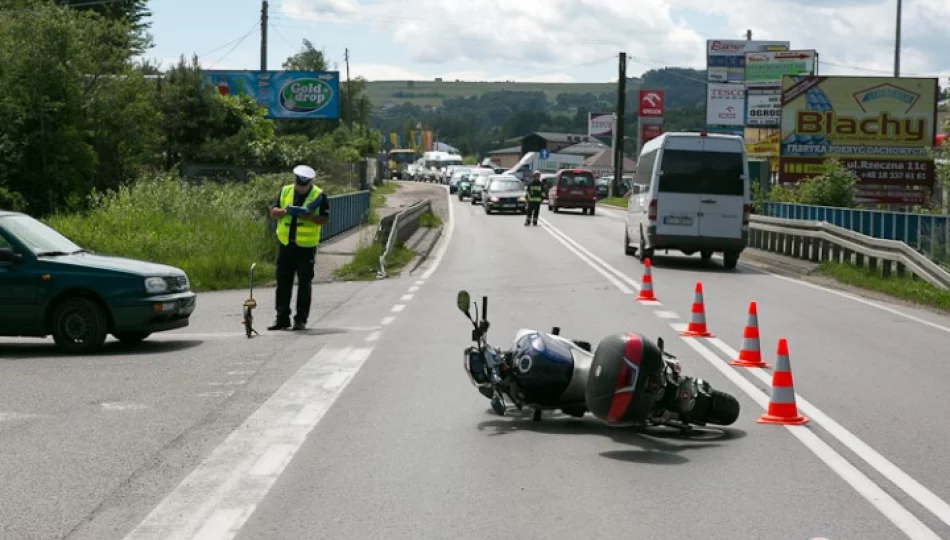'Położył' motocykl, by uniknąć zderzenia - zdjęcie 1