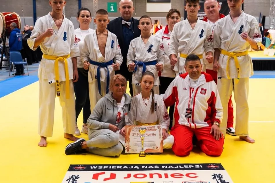 Zawodniczka ARS Klub Kyokushinkai – Limanowa Nikola Kądziołka brązową medalistką Mistrzostw Świata Karate Kyokushin - zdjęcie 6