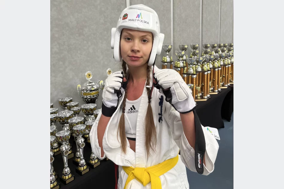 Zawodniczka ARS Klub Kyokushinkai – Limanowa Nikola Kądziołka brązową medalistką Mistrzostw Świata Karate Kyokushin - zdjęcie 11