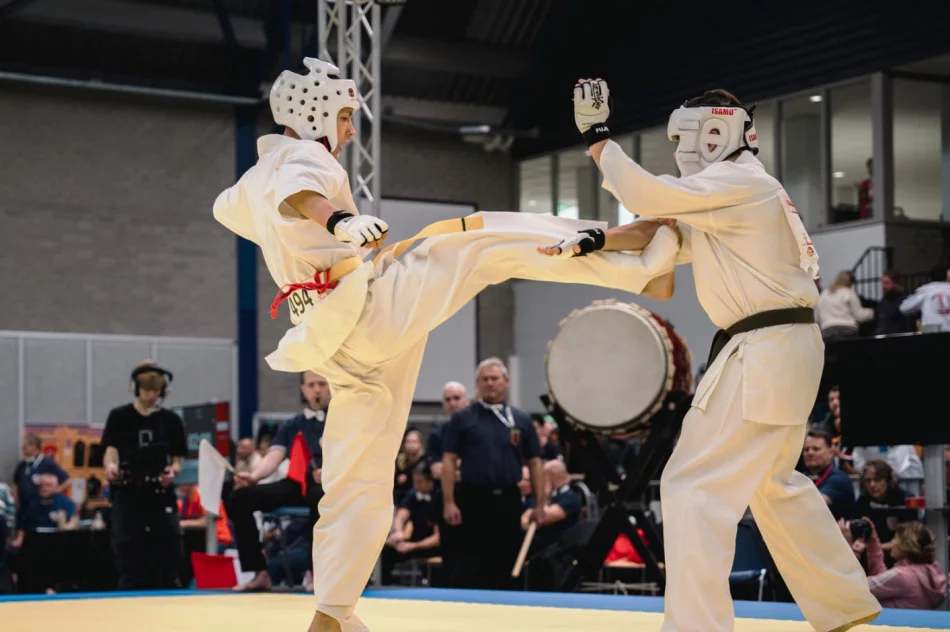 Zawodniczka ARS Klub Kyokushinkai – Limanowa Nikola Kądziołka brązową medalistką Mistrzostw Świata Karate Kyokushin - zdjęcie 14