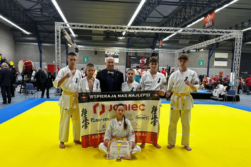 Zawodniczka ARS Klub Kyokushinkai – Limanowa Nikola Kądziołka brązową medalistką Mistrzostw Świata Karate Kyokushin - zdjęcie 20