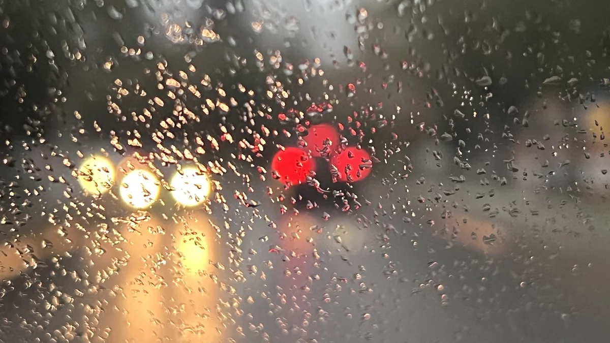 Przedwigilijna "szklanka" na drogach. IMGW ostrzega przed oblodzeniem