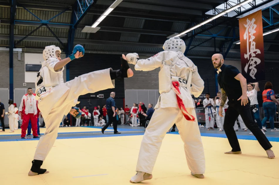 Zawodniczka ARS Klub Kyokushinkai – Limanowa, Nikola Kądziołka brązową medalistką Mistrzostw Świata Karate Kyokushin.   - zdjęcie 9
