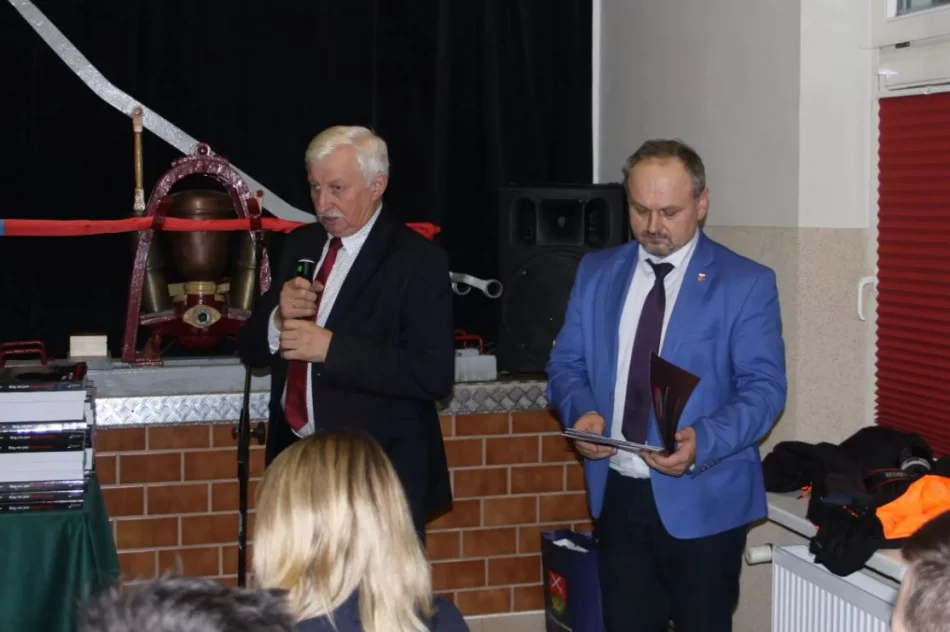 O służbie wojskowej kleryków w latach 1959 – 1980. Spotkanie promocyjne w Łososinie Górnej - zdjęcie 6