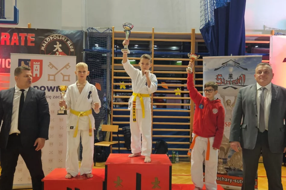 11 medali dla zawodników Limanowskiego Klubu Kyokushin Karate na turnieju Oyama Karate w Wadowicach - zdjęcie 8