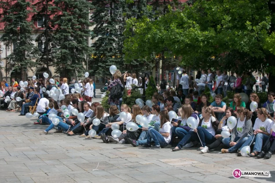 Maszerowali przeciw paleniu - zdjęcie 2