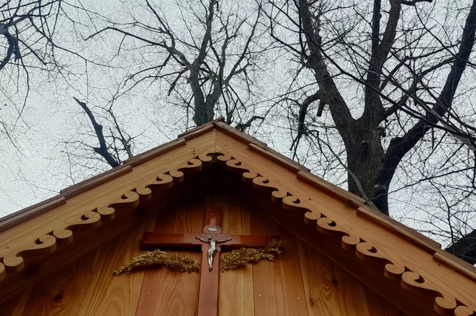 Wiekowa kapliczka odzyskała dawny blask - zdjęcie 4