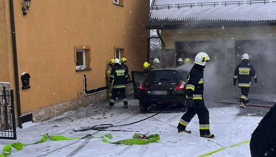 Strażacy ugasili pożar samochodu - zdjęcie 1