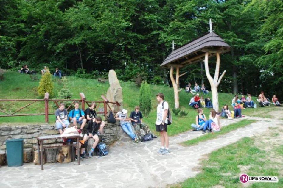 Wędrowali szlakami tajnego nauczania - zdjęcie 2