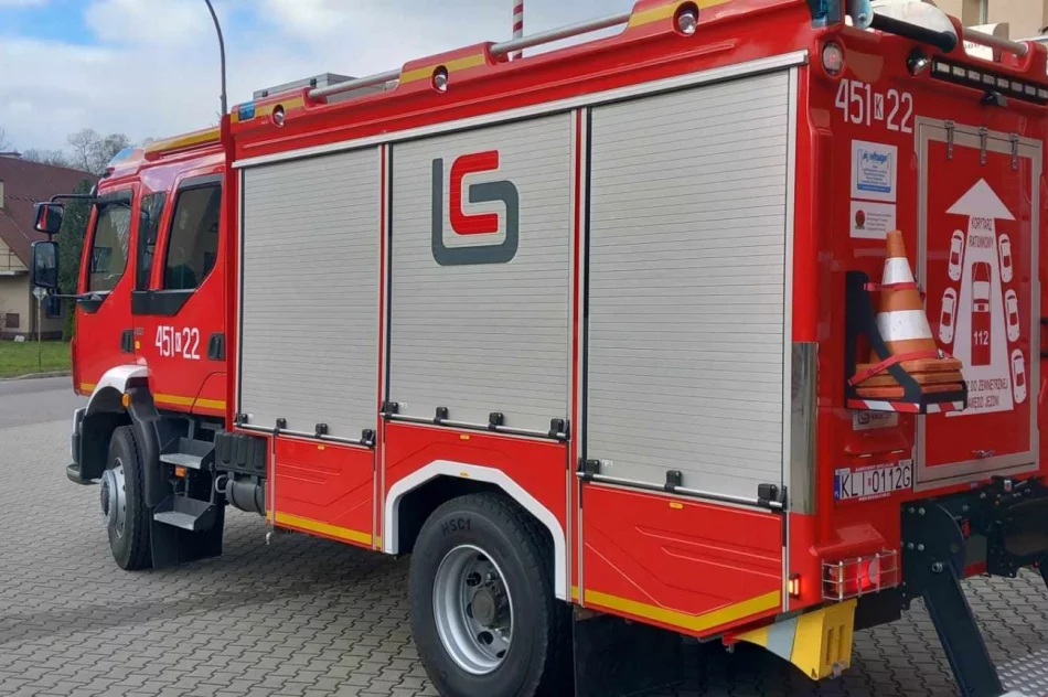 Nowy samochód ratowniczo-gaśniczy dla PSP w Limanowej - zdjęcie 10