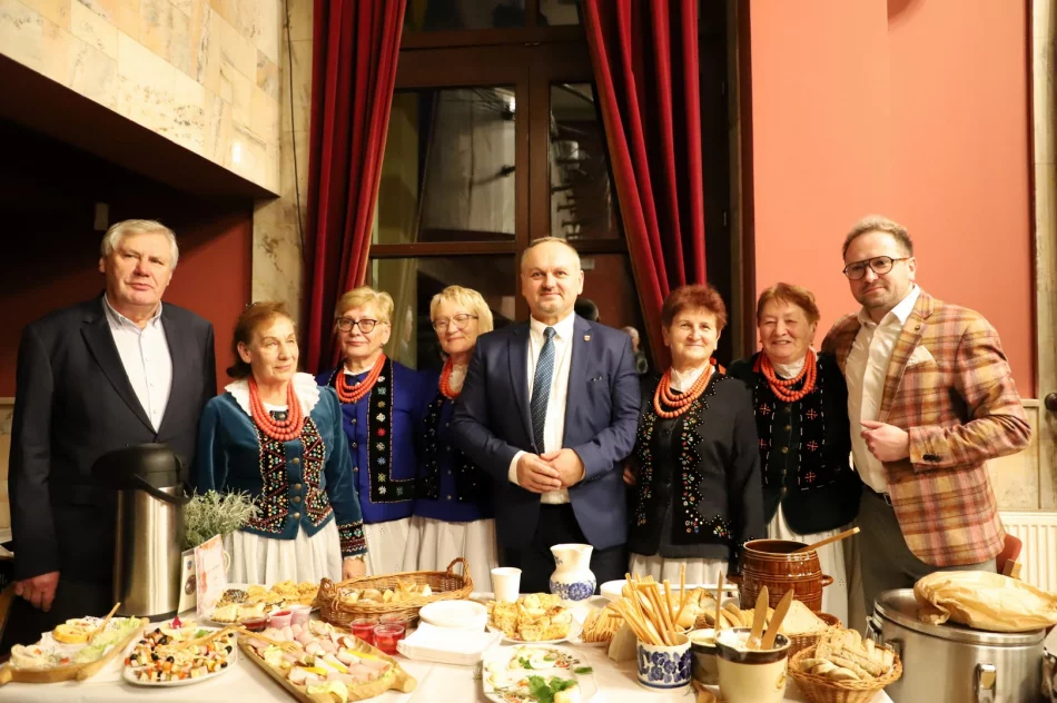 Tradycja przez Pokolenia – Limanowska Kraina Folklorem Malowana - zdjęcie 9