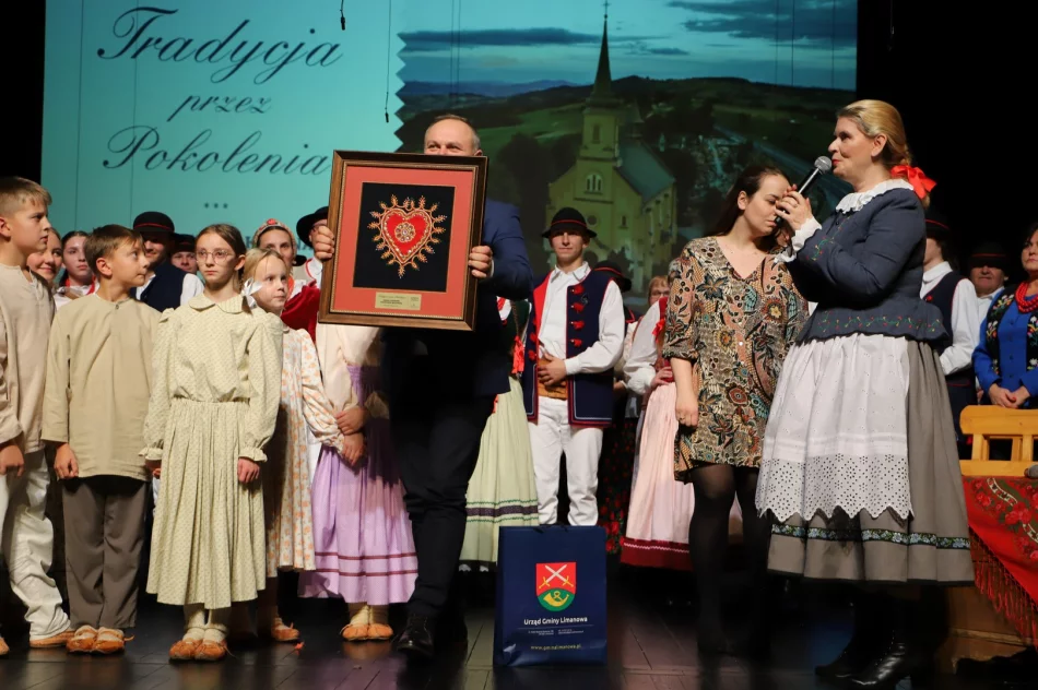 Tradycja przez Pokolenia – Limanowska Kraina Folklorem Malowana - zdjęcie 19