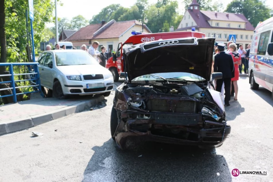 Cztery osoby poszkodowane w wypadku - zdjęcie 2