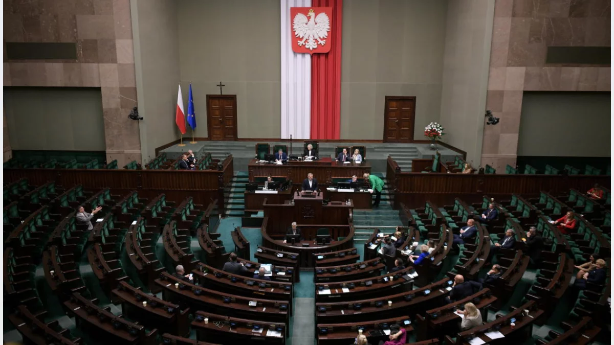 Posłowie PiS krytykują działania koalicji rządzącej: chaos, brak kompetencji