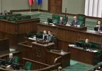 Urszula Nowogórska w sejmowej debacie o wynagrodzeniu pielęgniarek - zdjęcie główne