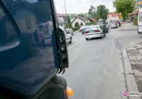 Kolizja ciężarówki z osobówką - zdjęcie główne