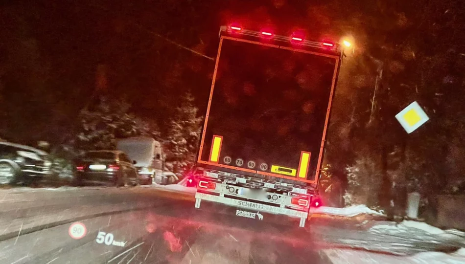 Pogarszają się warunki na drogach - problemy tirów  - zdjęcie 1