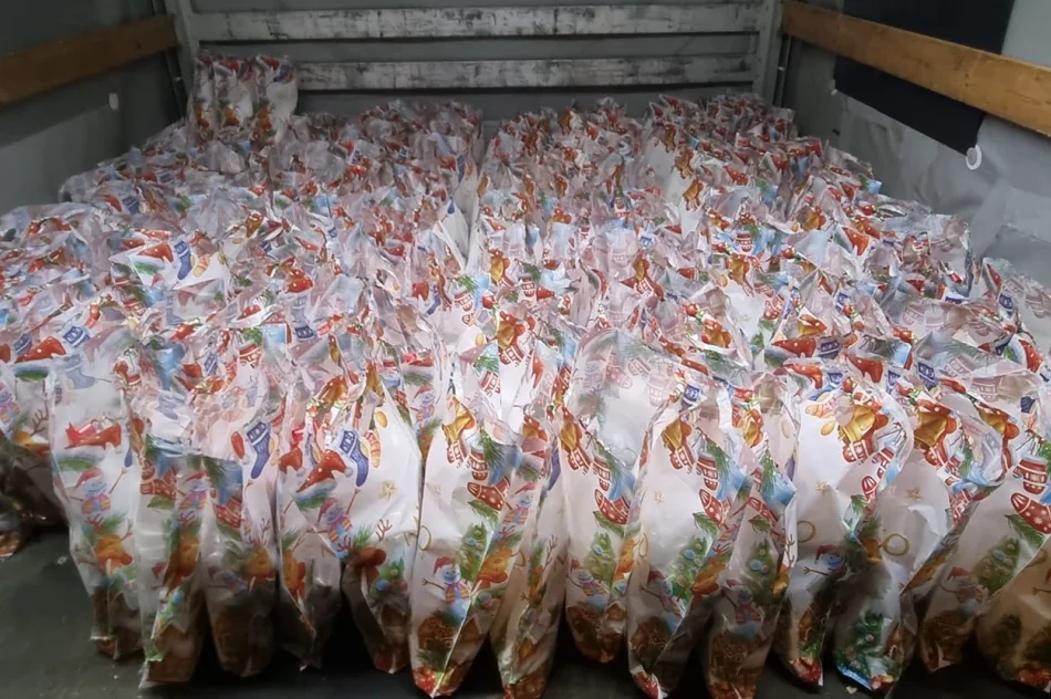 Świąteczne paczki dla uczniów z Truskawca - zdjęcie 3