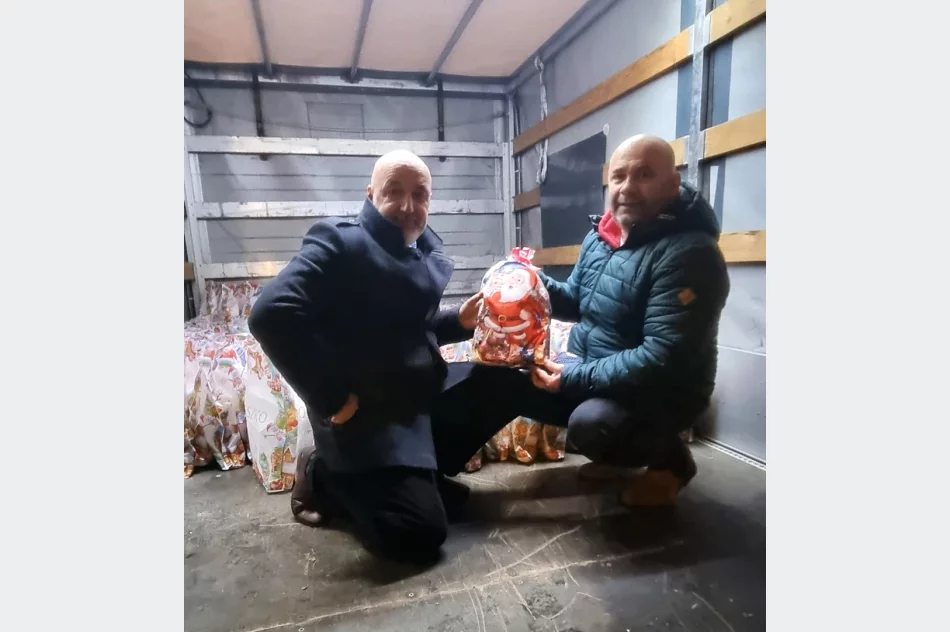 Świąteczne paczki dla uczniów z Truskawca - zdjęcie 5