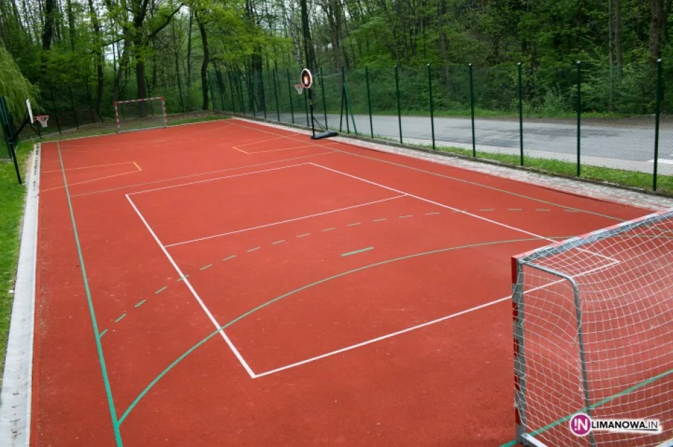 Boisko zamknięte. Problemem klucz - zdjęcie 2