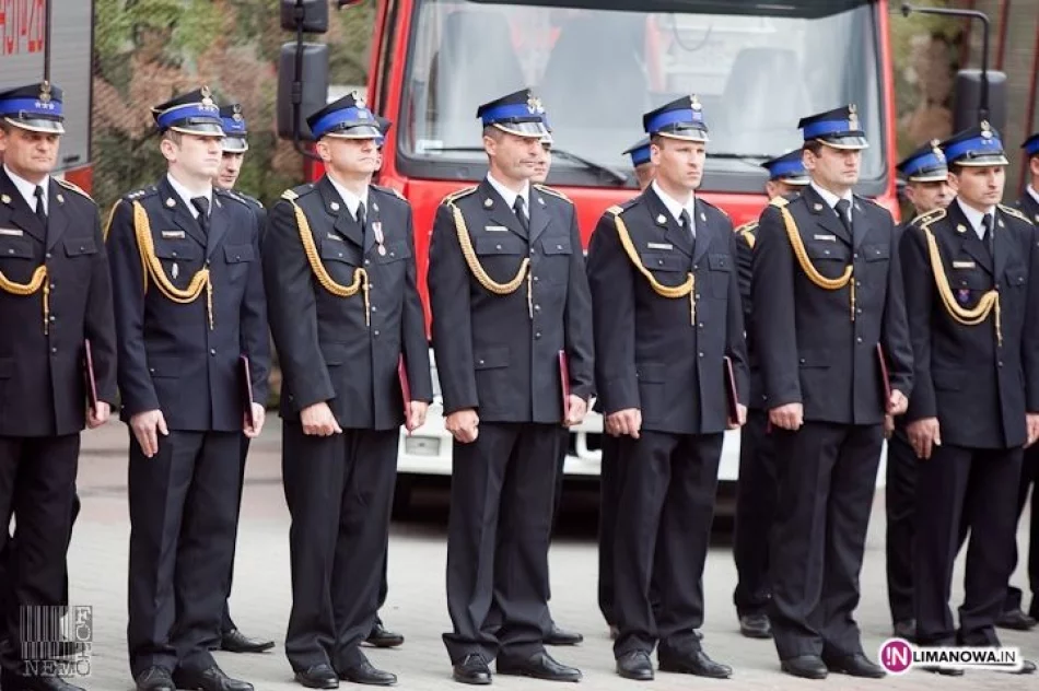 Strażacy świętowali. Awanse i medale - zdjęcie 3