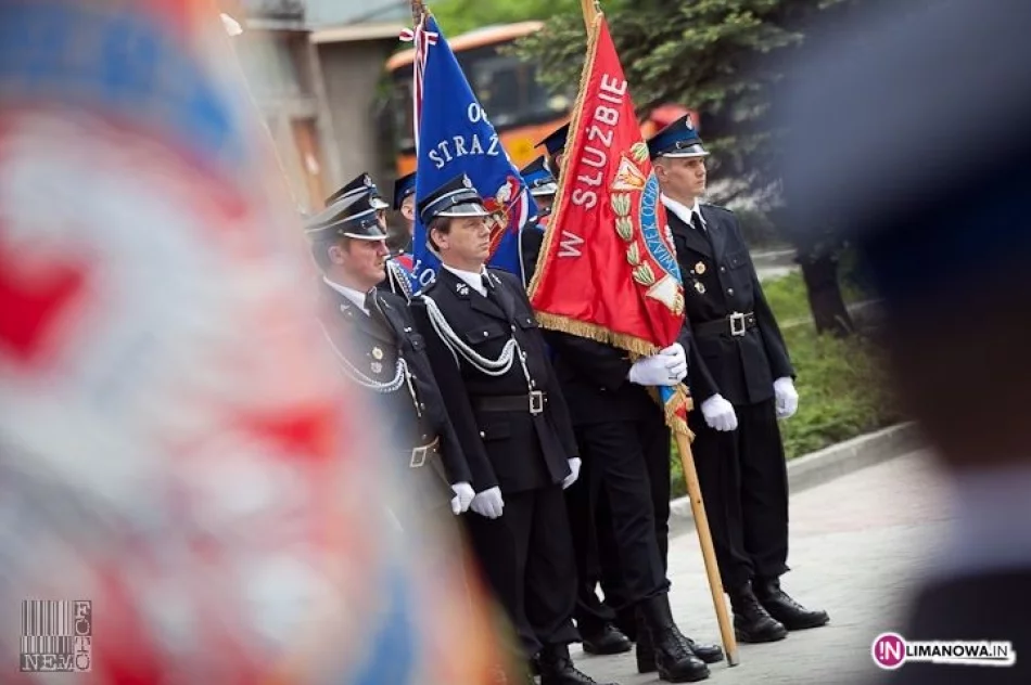 Strażacy świętowali. Awanse i medale - zdjęcie 4