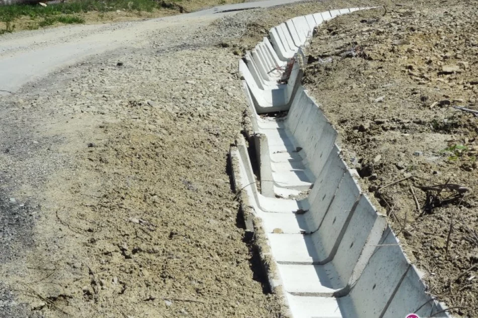 Żyją w strachu o swój dom - zdjęcie 3