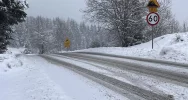 Ślisko na drogach regionu - zdjęcie 5