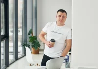 Jak odzież firmowa definiuje kulturę organizacyjną? - zdjęcie główne