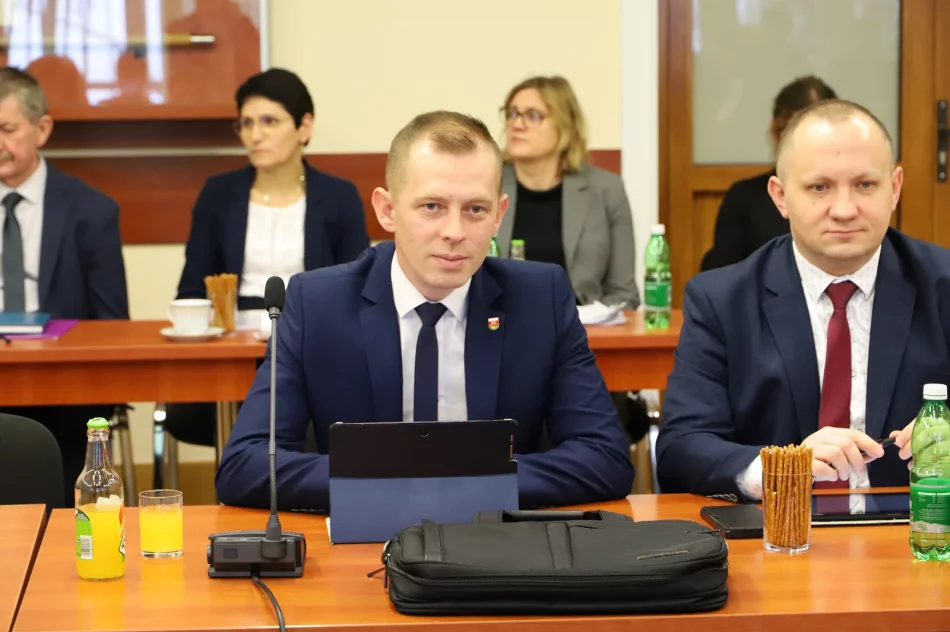Informacja o XXXIII sesji Rady Gminy Limanowa - zdjęcie 11
