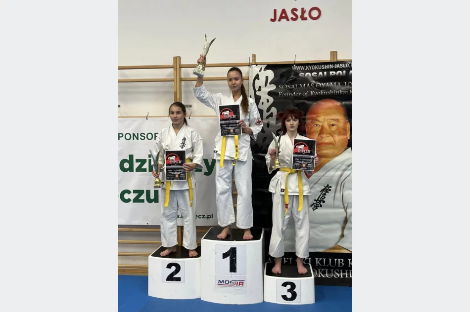 9 medali dla karateków ARS Limanowa – Joniec Team na Otwartych Mistrzostwach Jasła w Karate Kyokushin - zdjęcie 2