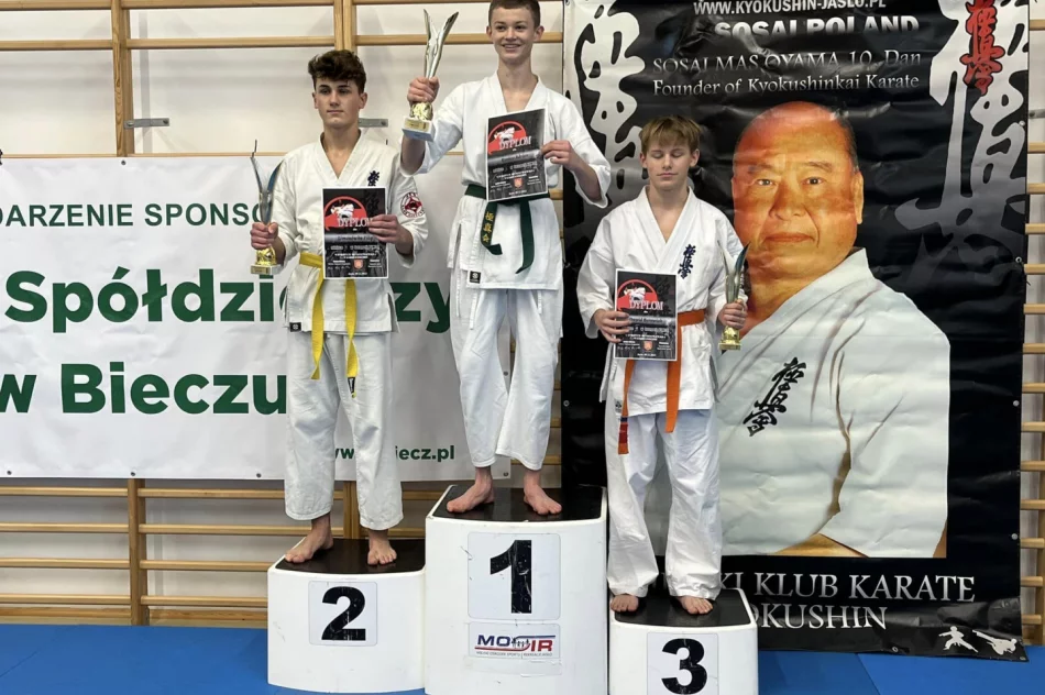 9 medali dla karateków ARS Limanowa – Joniec Team na Otwartych Mistrzostwach Jasła w Karate Kyokushin - zdjęcie 6