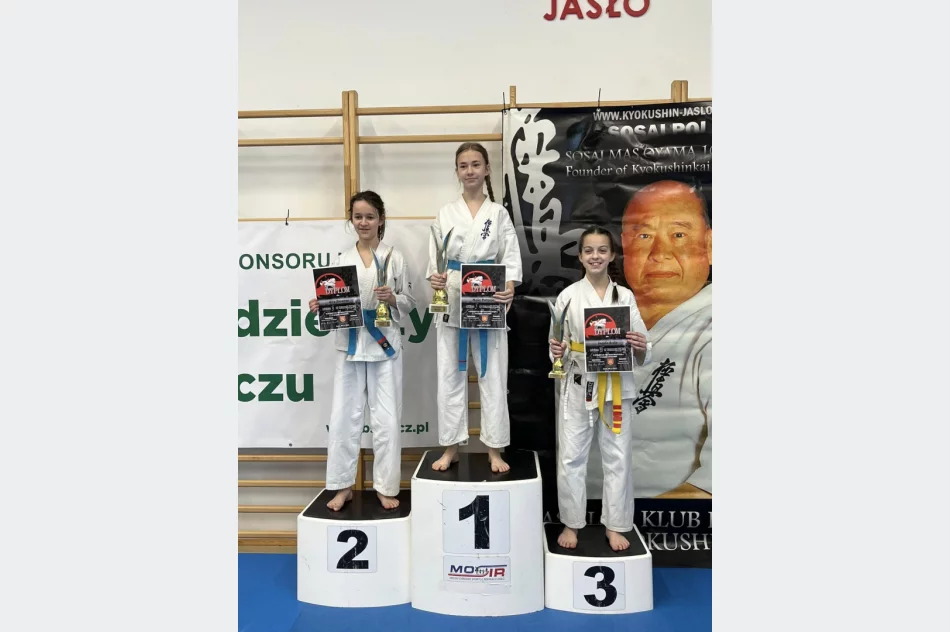 9 medali dla karateków ARS Limanowa – Joniec Team na Otwartych Mistrzostwach Jasła w Karate Kyokushin - zdjęcie 8