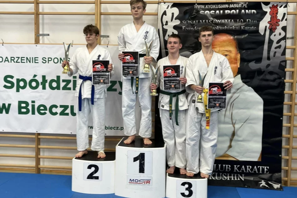9 medali dla karateków ARS Limanowa – Joniec Team na Otwartych Mistrzostwach Jasła w Karate Kyokushin - zdjęcie 9