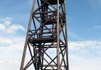 Kontrowersyjna wieża oficjalnie otwarta - zdjęcie główne