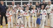 12 medali dla zawodników Limanowskiego Klubu Kyokushin Karate na Makroregionie Południowym oraz Turnieju o Puchar Dębu „Bartek” - zdjęcie 2
