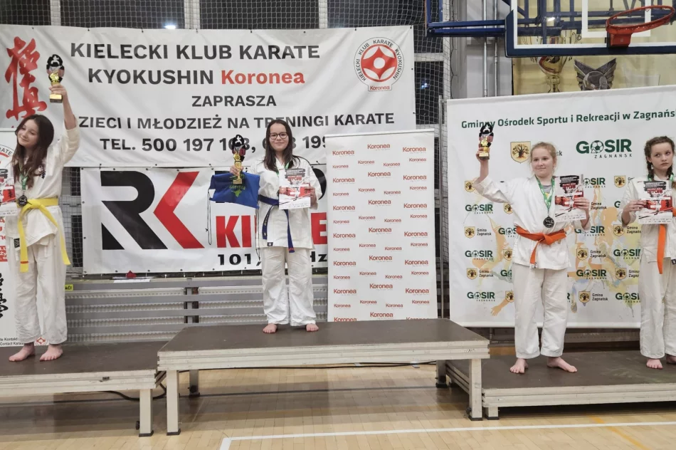 12 medali dla zawodników Limanowskiego Klubu Kyokushin Karate na Makroregionie Południowym oraz Turnieju o Puchar Dębu „Bartek” - zdjęcie 8