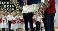 Uroczyście świętowano 60-lecie utworzenia Miejskiego Przedszkola nr 1 - zdjęcie 2