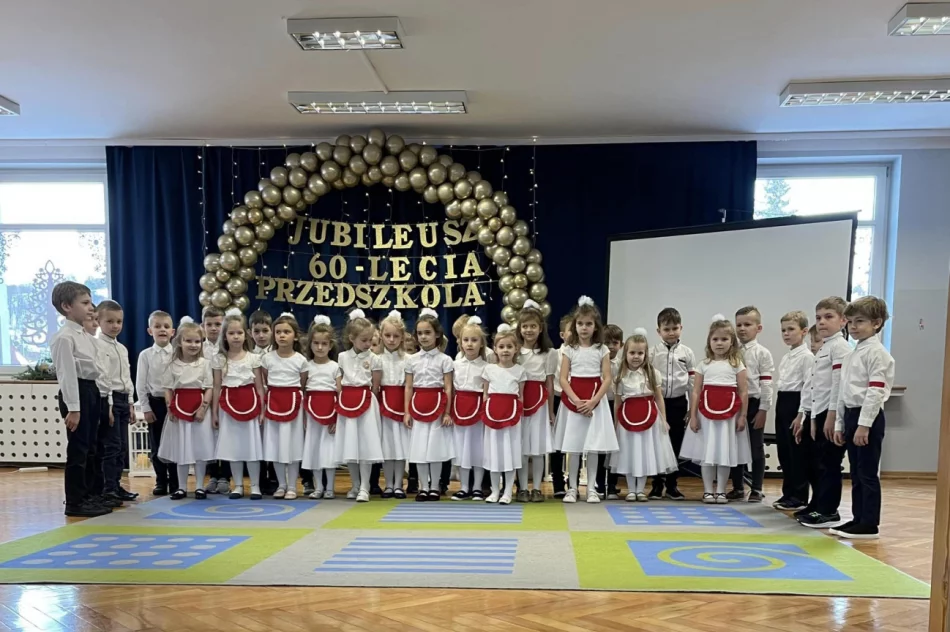 Uroczyście świętowano 60-lecie utworzenia Miejskiego Przedszkola nr 1 - zdjęcie 14