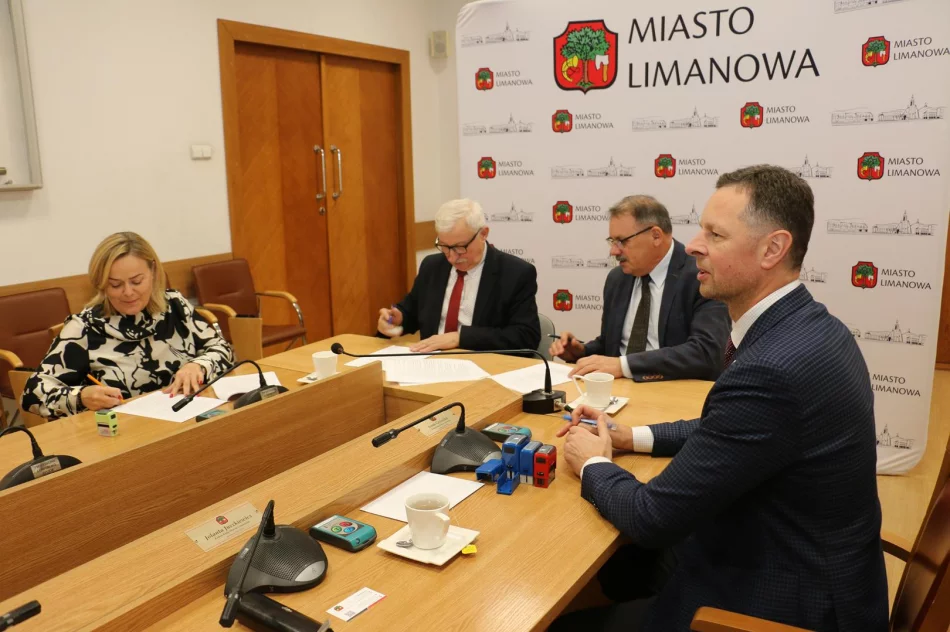 Podpisano umowę z Wykonawcą budowy budynków wielorodzinnych przy ul. Bednarczyka - zdjęcie 4