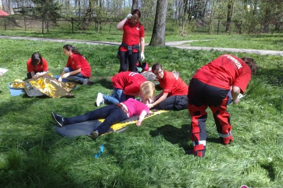 Zwyciężyli w rejonowych mistrzostwach PCK - zdjęcie 3