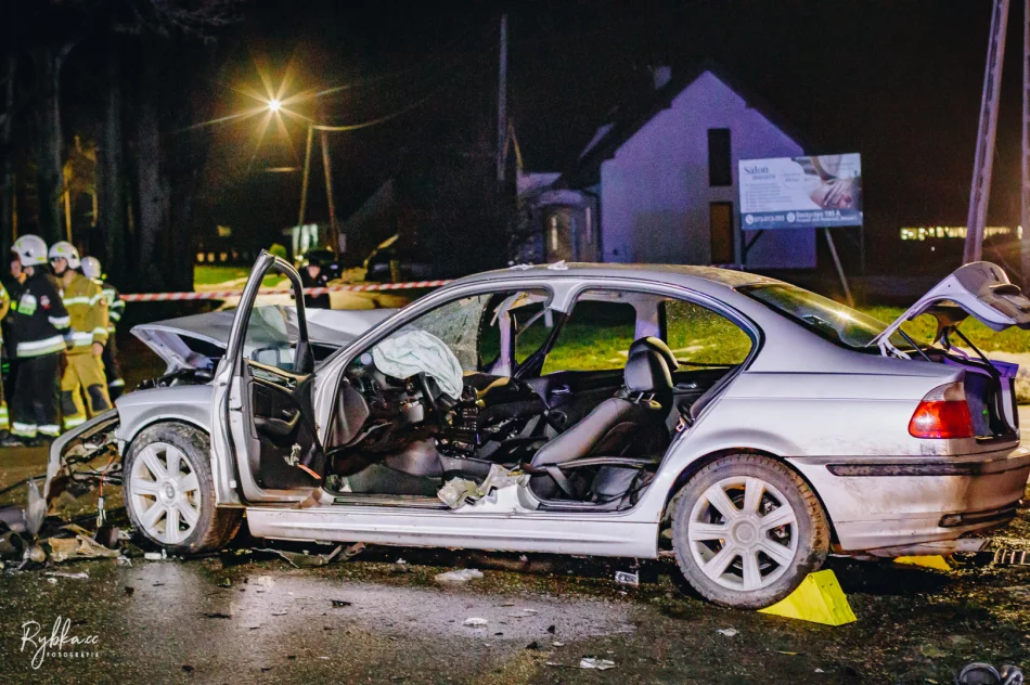 Wypadek w Janowicach: 46-latek nie ustąpił pierwszeństwa - zdjęcie 19
