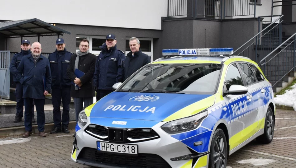 Nowy radiowóz z nowym oznakowaniem w Limanowej - zdjęcie 1