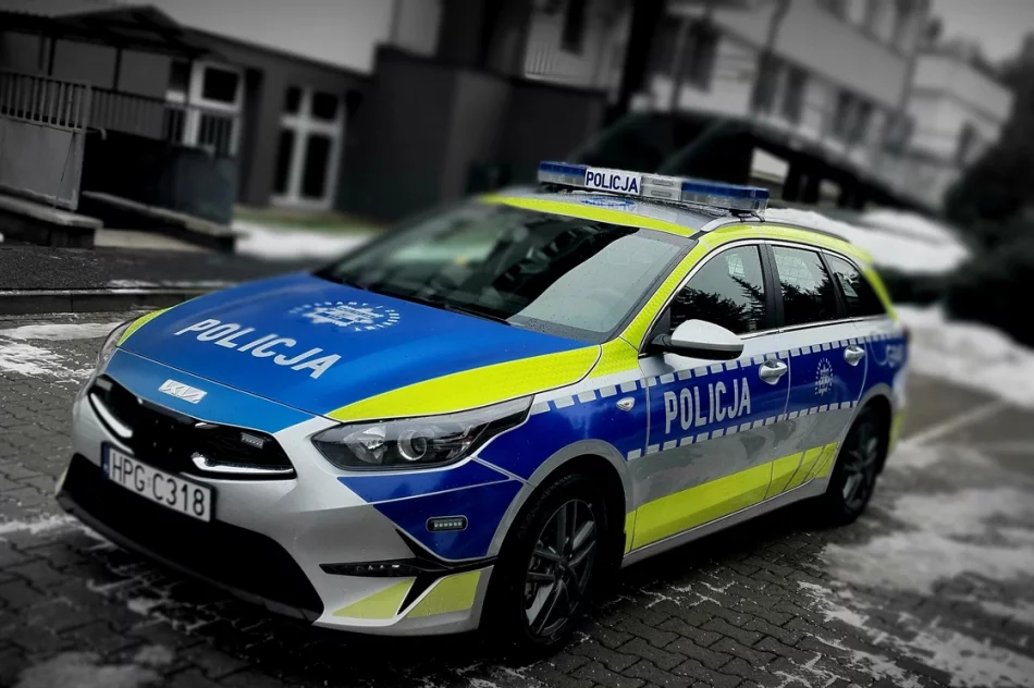 Nowy radiowóz z nowym oznakowaniem w Limanowej - zdjęcie 2