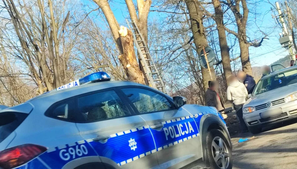 65-latek zabrany do szpitala w stanie zagrożenia życia - zdjęcie 1