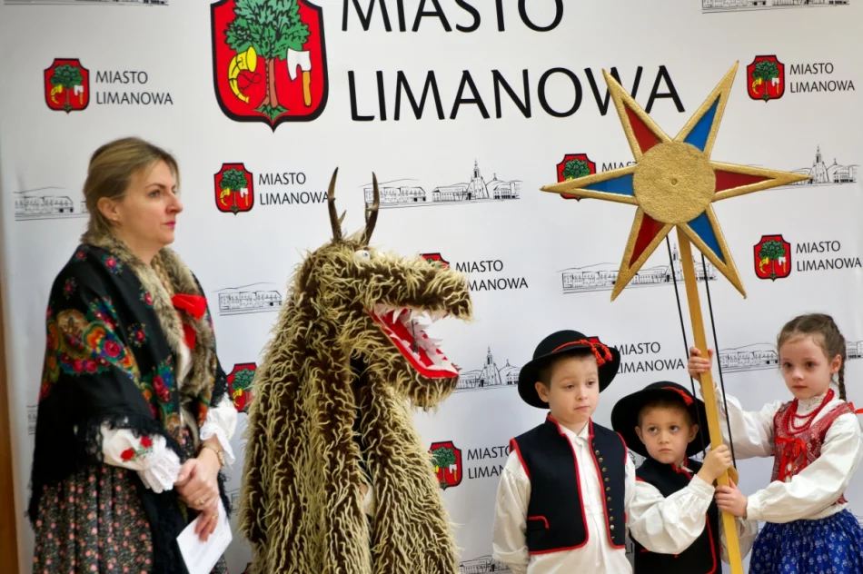 Kolędowanie przedszkolaków w Urzędzie Miasta  - zdjęcie 2