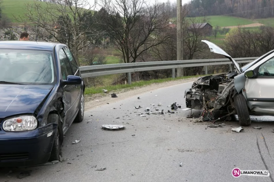 Zderzenie na łuku drogi - zdjęcie 2