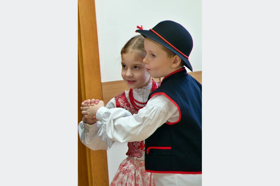 Kolędowanie przedszkolaków w Urzędzie Miasta  - zdjęcie 20