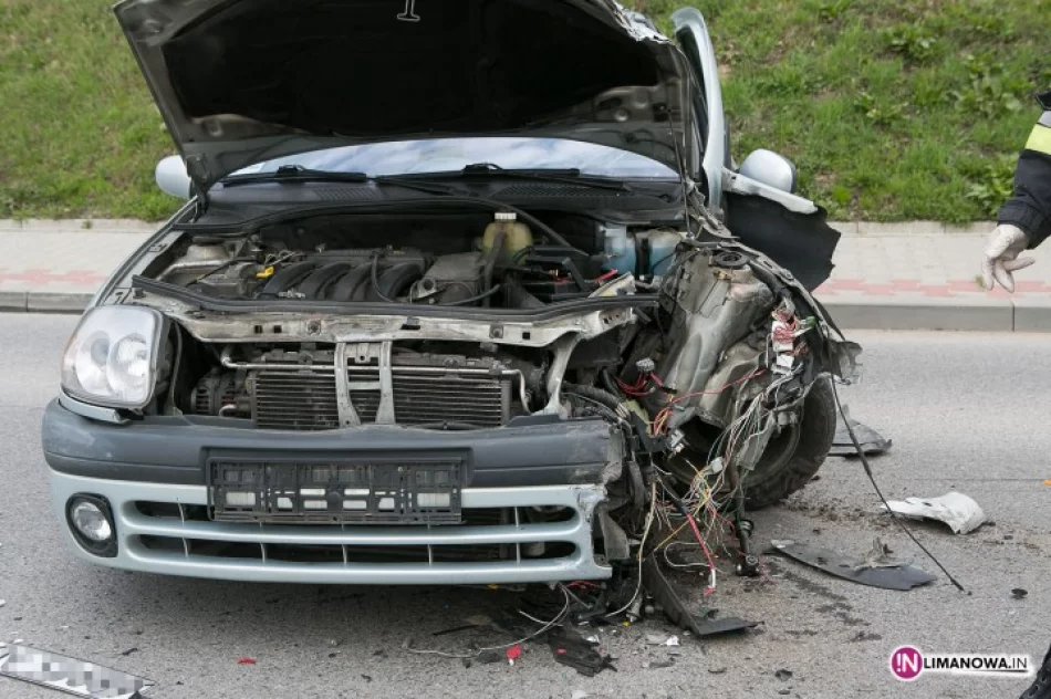 Zderzenie na łuku drogi - zdjęcie 3